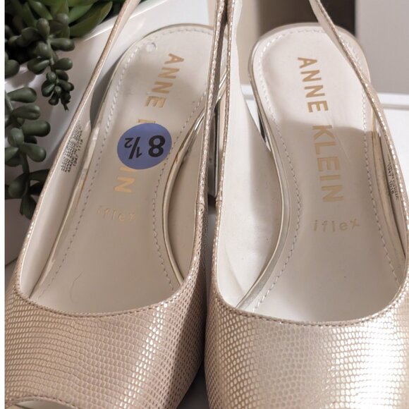 Anne Klein Slingback Open Toe Leather Chunky Heel Pale Gold, Sz 8.5 NWOT - Picture 6 of 13